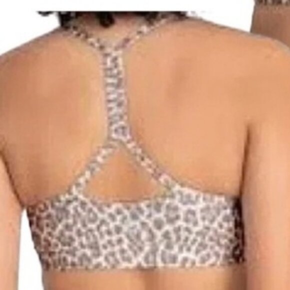 NWT JOHNNY WAS CALME Snow Leopard cross back Endurance Sports Bra Top M - Picture 2 of 3